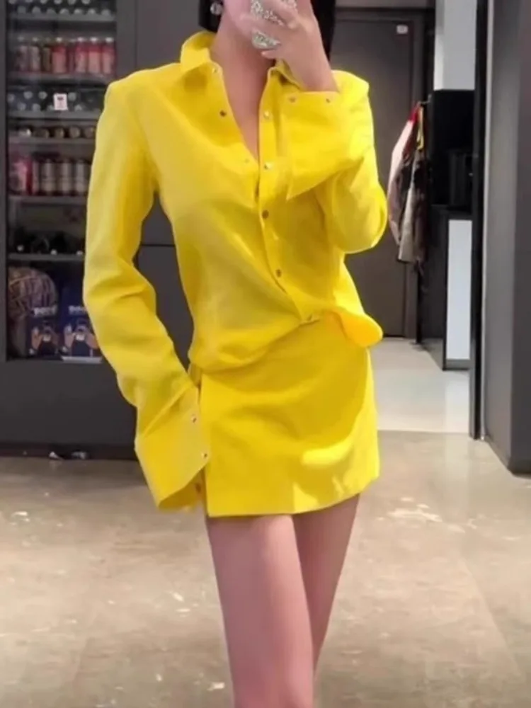 Letni zestaw Y2k Fashion 2-częściowy damski elegancki żółty kołnierzyk polo wąskie koszule + dopamina Streetwear Mini spódniczka damska koreańska szykowność