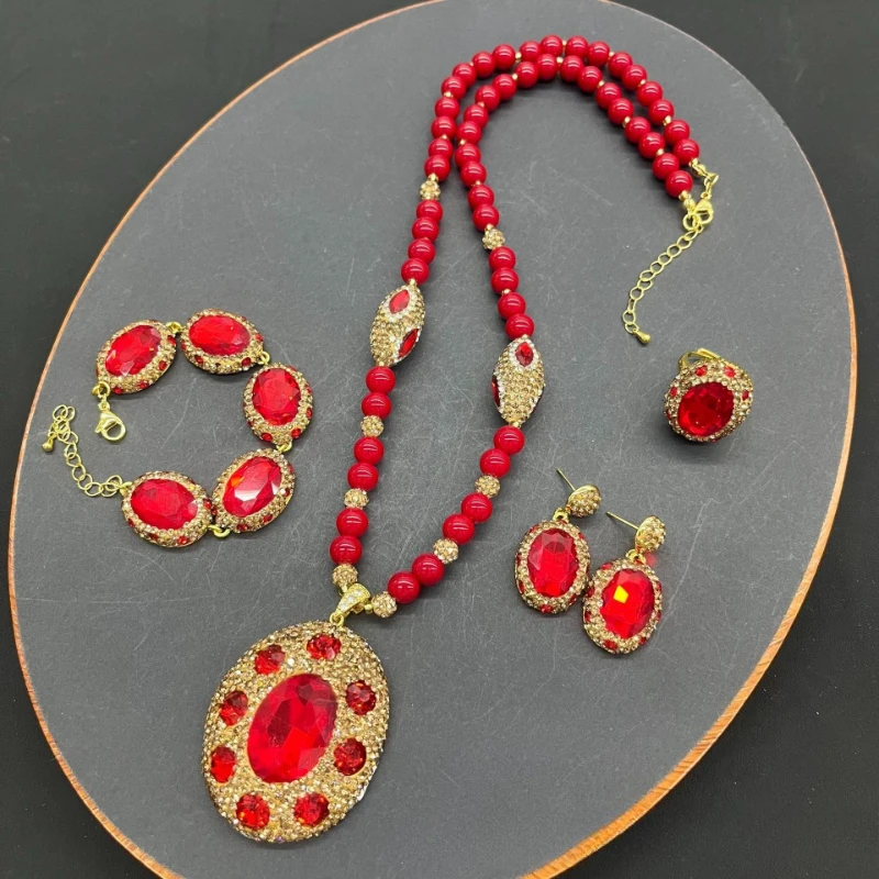 nuovo-set-di-cristalli-naturali-rossi-e-verdi-quattro-pezzi-gioielli-di-alta-gamma-per-banchetti-gioielli-vintage-squisiti-design-originale