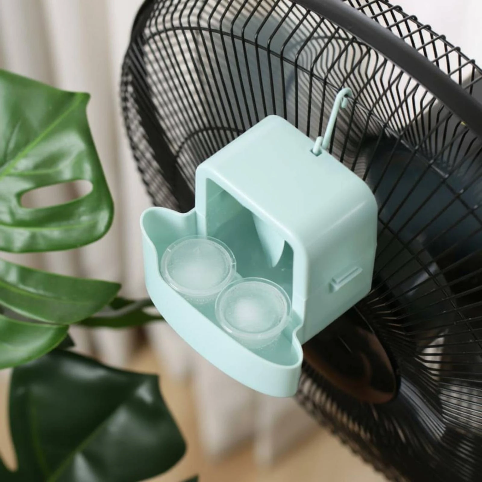 Fan Cup Holder Hook Mount Fan-Mounted Cup Shelf Cooling Accessory Clear Cups Molded Plastic