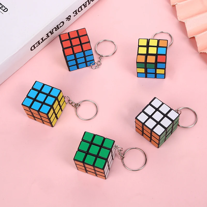 Creative 3x3cm Mini Puzzle Magic Cube Keychain Promotional Gift Bag Accessories For Children Kids Girls Fashion Jewelry Gift