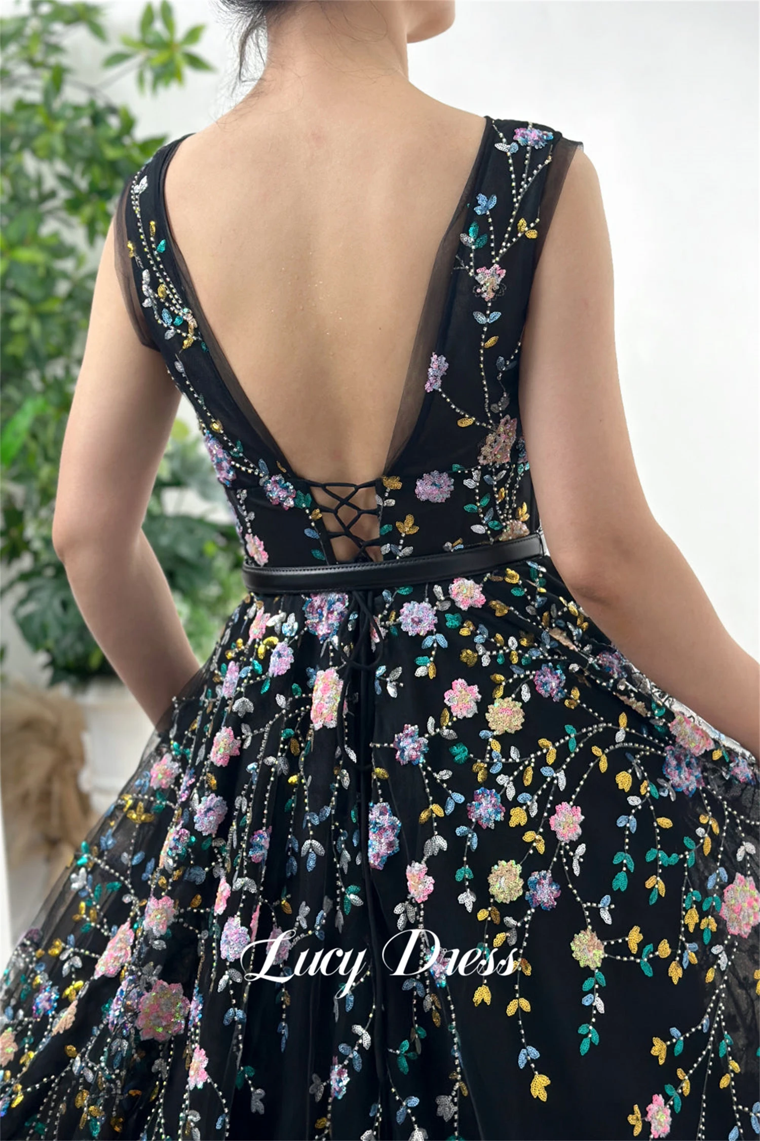 Lucy Line-Robe de Rhà fleurs 3D pour femmes, col en V, robes de gala, robe de soirée, Rh, mariage, 2024