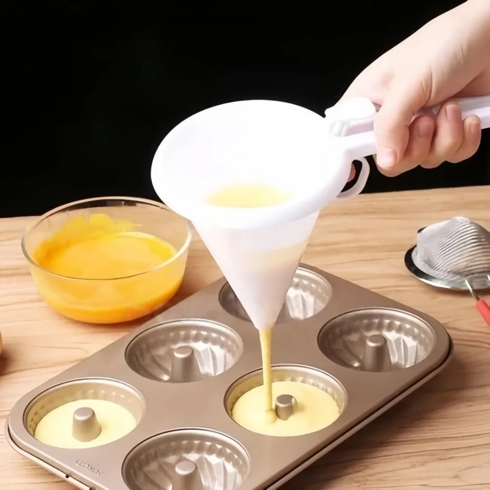 Verstellbarer Handgehaltener Kunststoff-Backtrichter Creme-Teig-Schokoladen-Flüssigkeitsspender Gebäck-Keks-Cupcake-Pfannkuchen-Backwerkzeuge