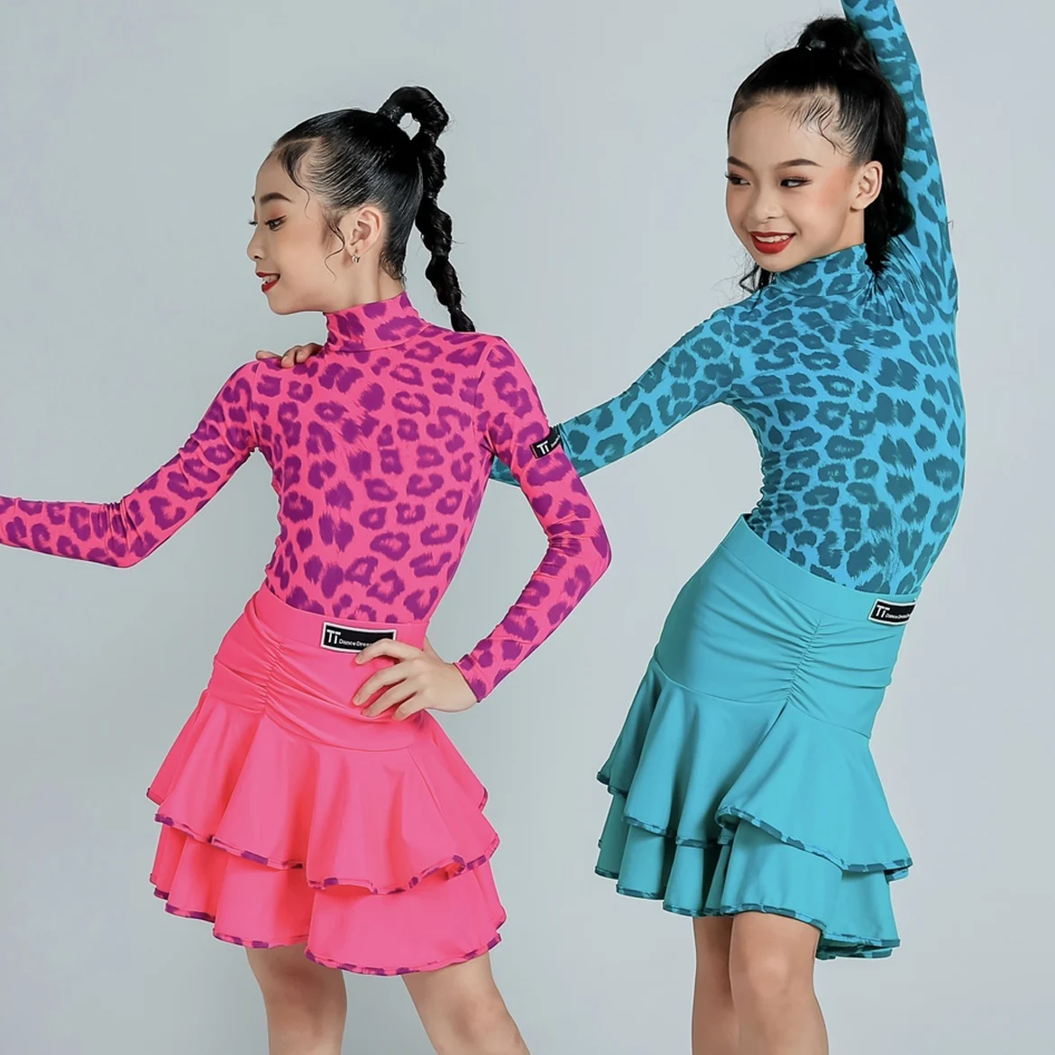 

Kids Latin Dance Dress Girls Long Sleeves Practice Suit Leopard Dress Performance Clothes Cha Cha Rumba Dance Clothing DNV20530