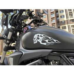 2pcs Skull Flame Vinyl Stickers per moto General Fuel Tank Flame Sticker modifica Skull Totem Motor Decal