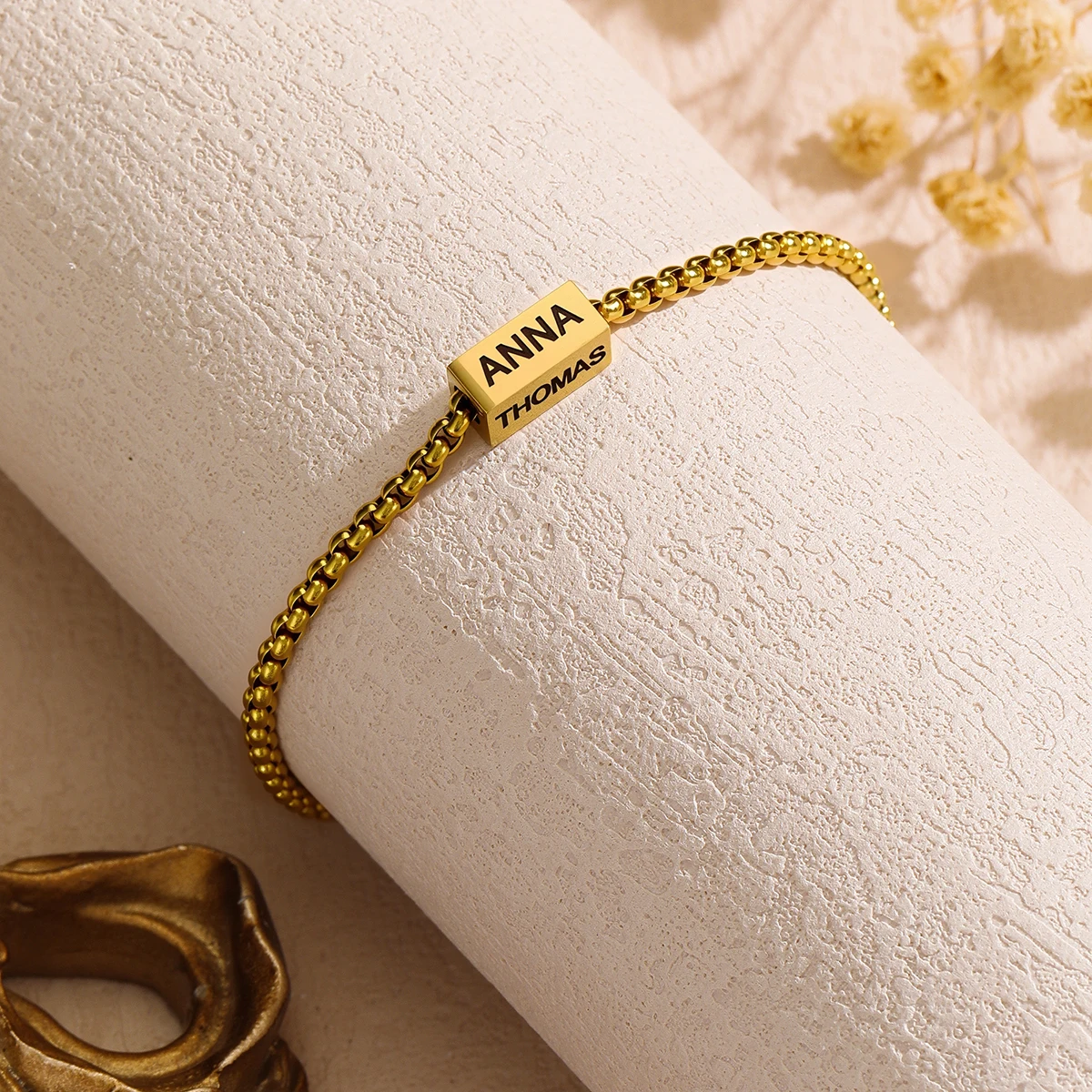 

Stainless Steel Custom Names Bracelets Personalized Fashionable Jewelry for Women Men Gift