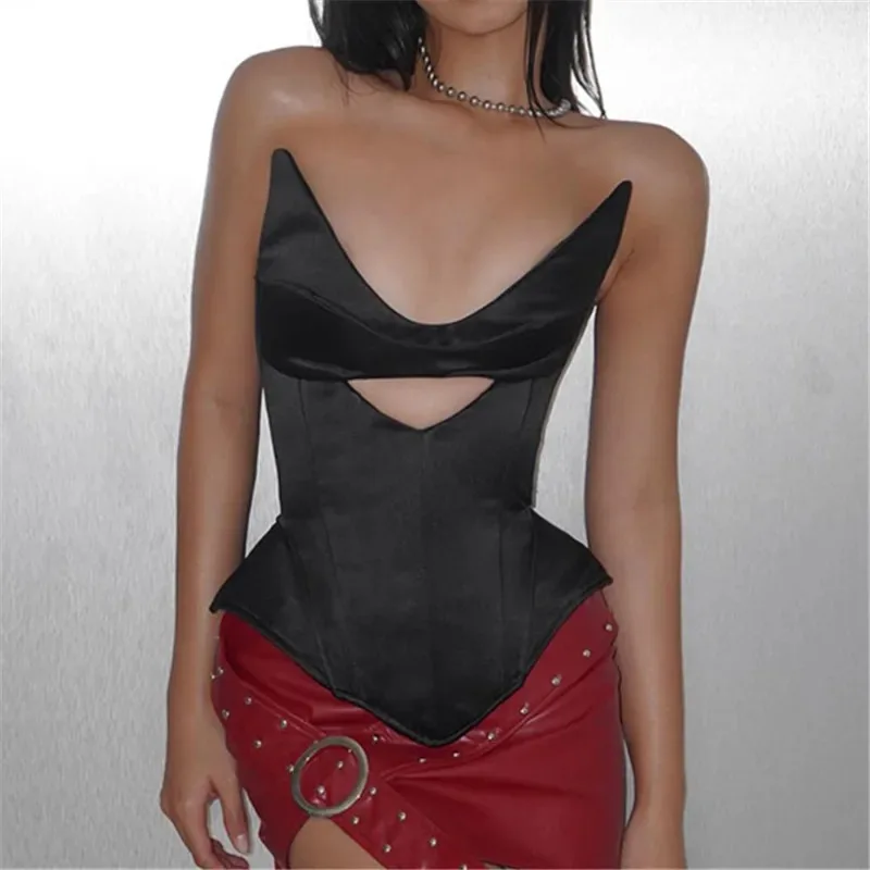 مشد كلاسيكي جديد لعام 2025 ملابس الشارع الشرير الداكن مثير مفرغ غير منتظم كاميس Y2K الجرونج بدون ظهر بأشرطة على الطراز القوطي النحيف #1