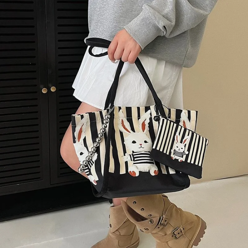 

Minimalist Unique Casual Shopper Handbag With Large Capacity And Simple Design For Business Women Leisure