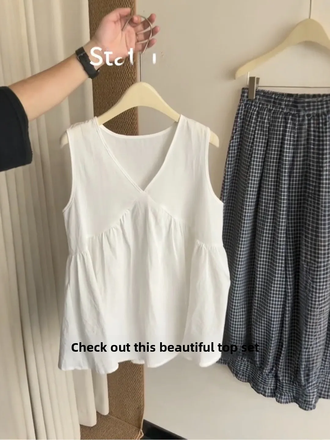 Cotton Linen White V-neck Sleeveless Vest Shirt Women Summer New High-grade Sensation Outerwear Elegance Small Shirt Top