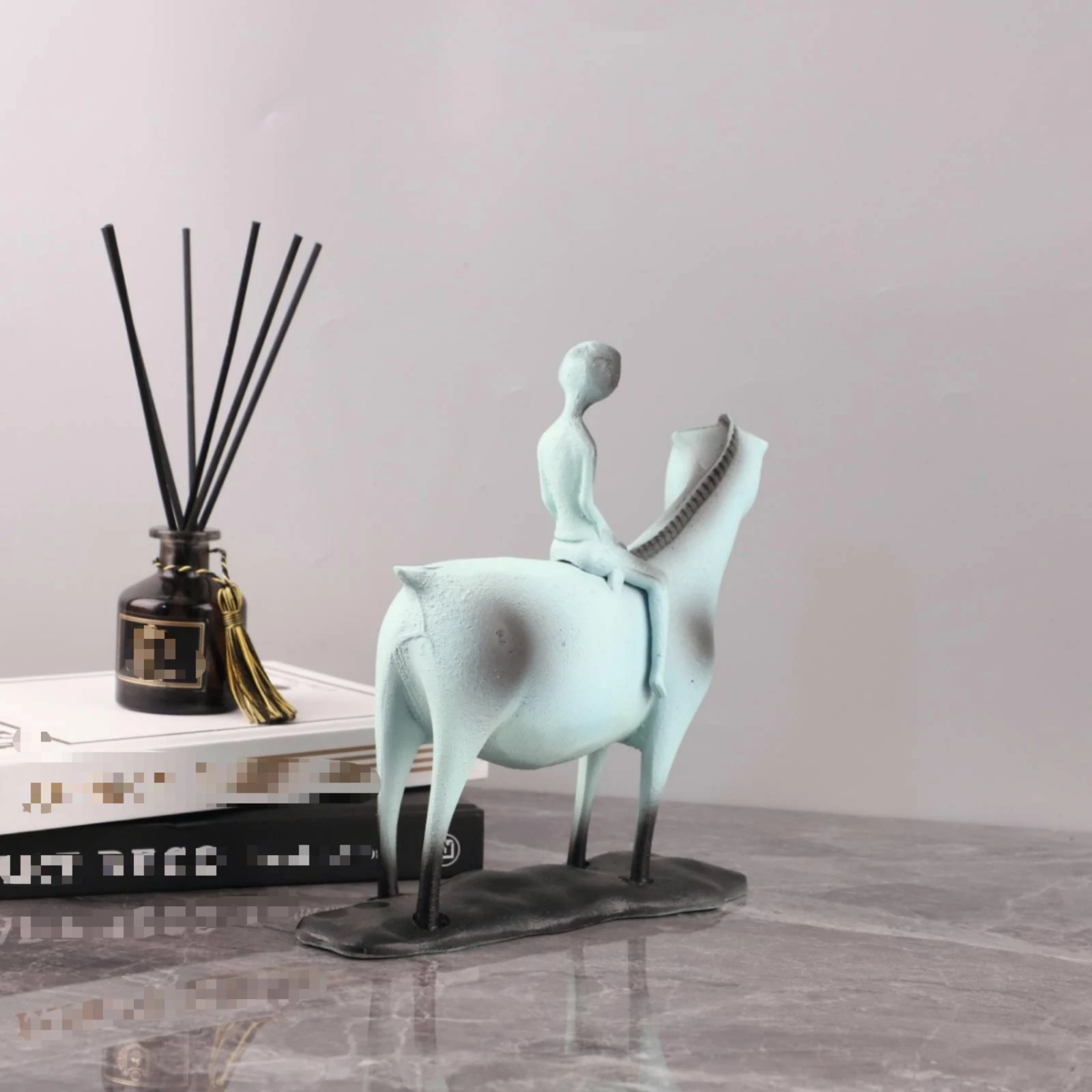 

Equestrian Equestrian Statue Modern Horse Statue Creature Figurine Textured Decor Accent Artistic Design for Home Display