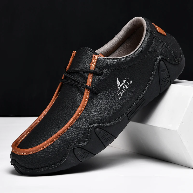 New 2024 Fashion Handmade Leather Casual Men Shoes Design Sneakers Man Loafers Breathable Low Top Flat Shoes Driving Plus Size