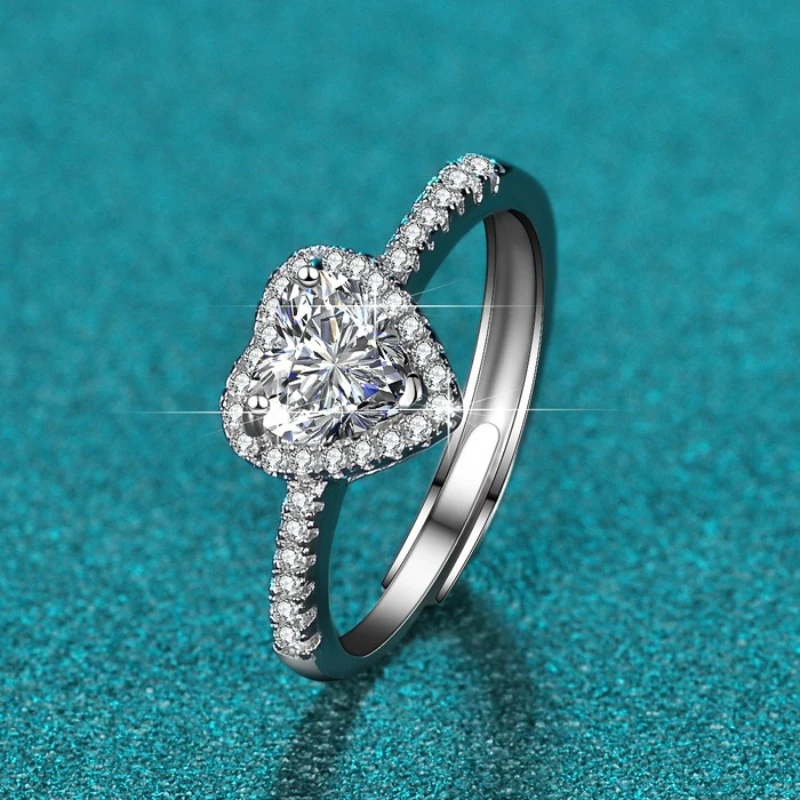 

Luxury 925 Sterling Silver Classic Ring for Women jewelry simple diamond ring imitation diamond women's ring R131