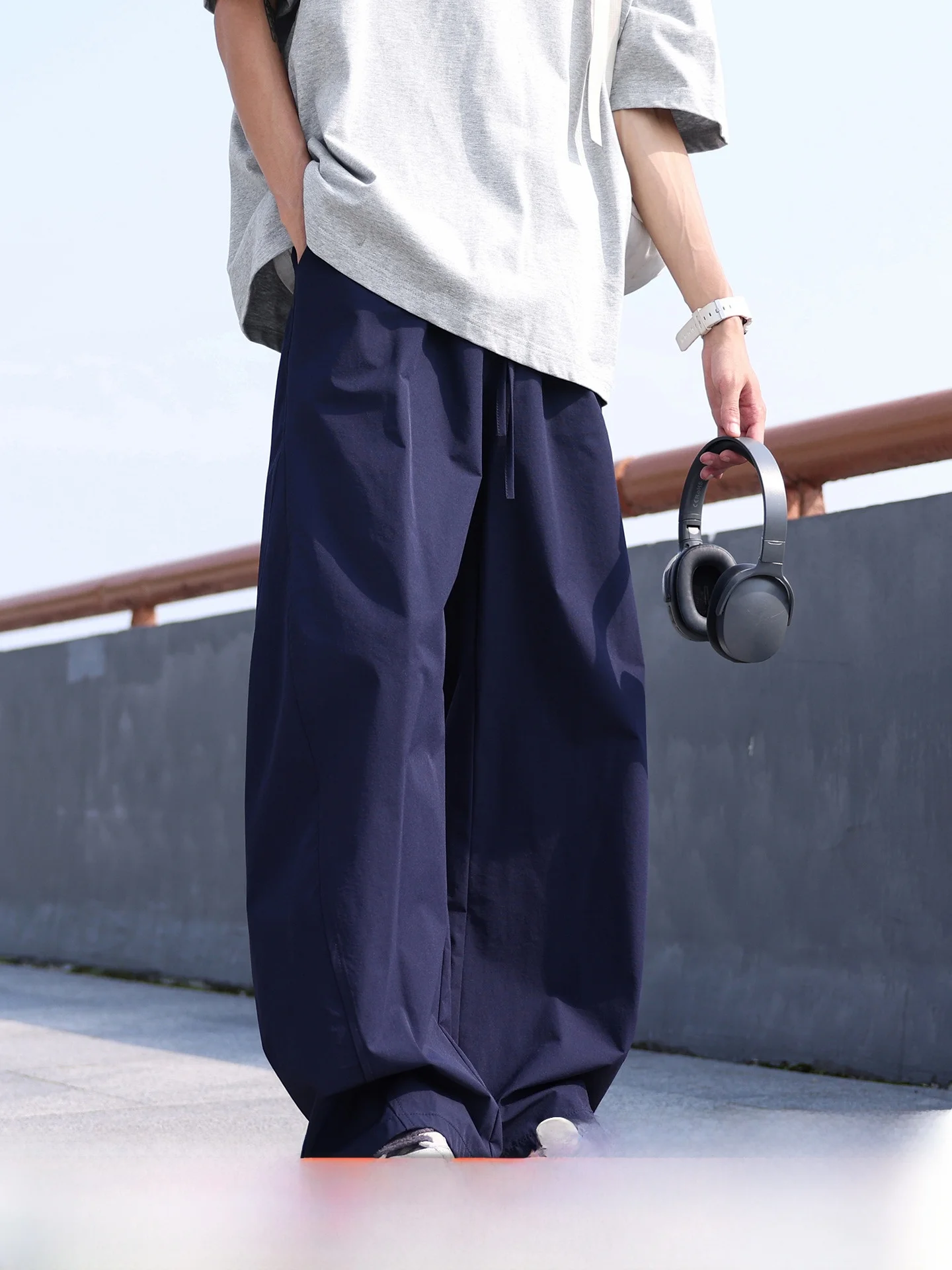 

Artannie American Sle Свободные спортивные брюки мужские осенние новые прямые повседневные длинные брюки удобные дышащие полиэстеровые...