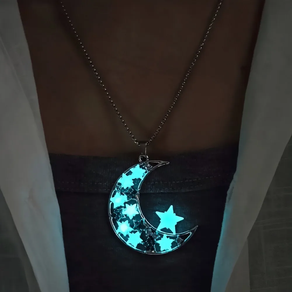 

Moon Crescent Glow-in-the-Dark Pendant Necklace For Women Men Romantic Shining Star-Moon Design Luxury Jewelry Gifts For Girls