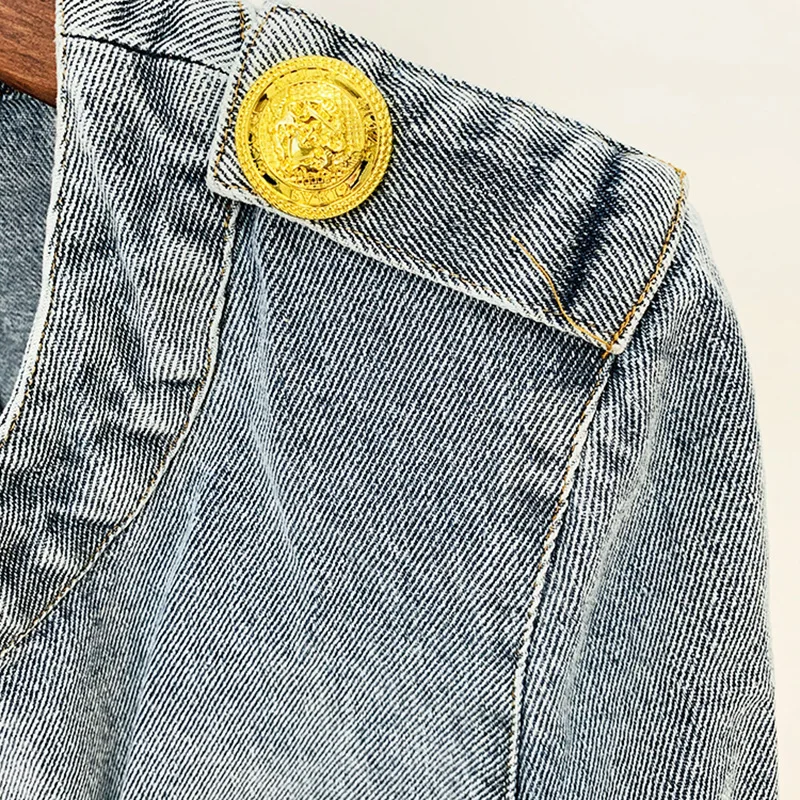 2025 Nuova giacca di jeans corta lavata con bottoni a forma di leone girocollo per celebrità
