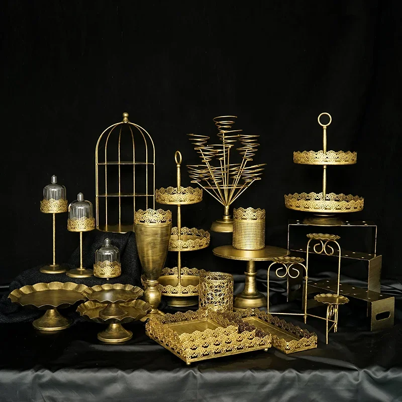 Tiered Dali Delicate Vintage Decorative wholesale display stand gold metal cake stand wedding