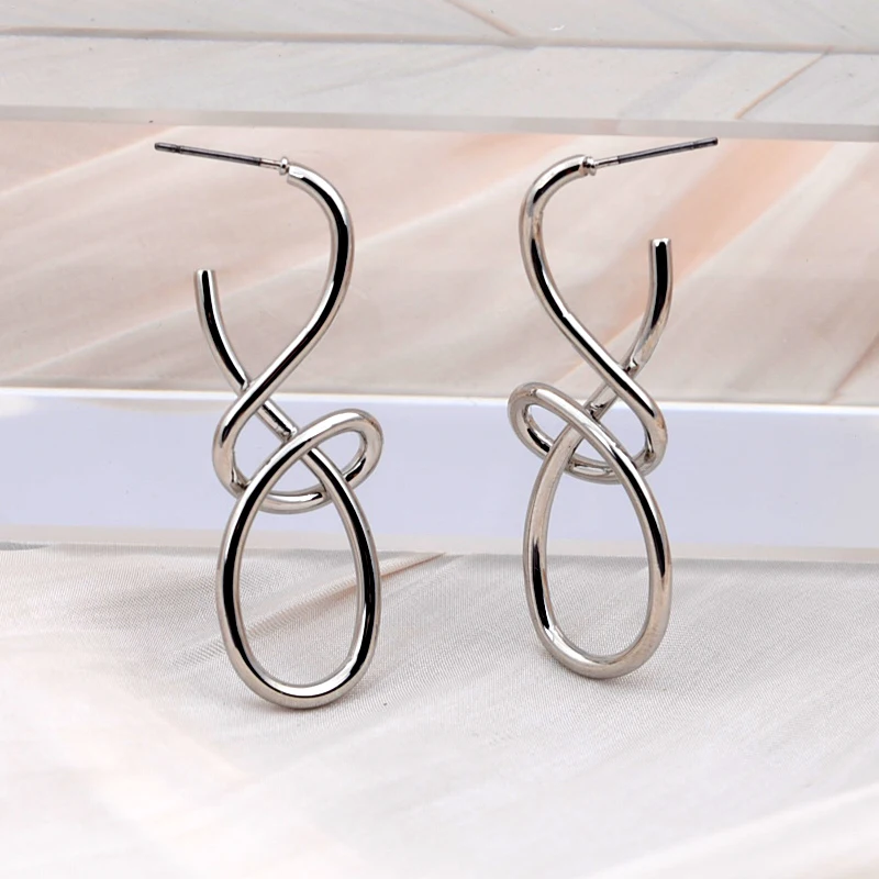 Brincos Dangle de malha de metal vintage para mulheres, brincos geométricos distorcida, joias punk irregulares, moda personalizada