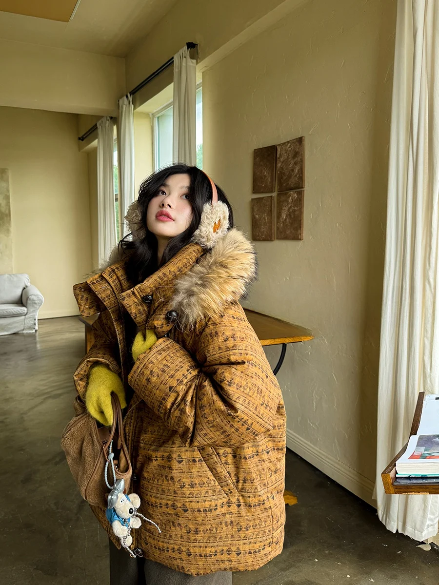 

Nordic Real Fur Collar down Jaet 90 White Goose down Cotton Design Texture Classy Anni Forest