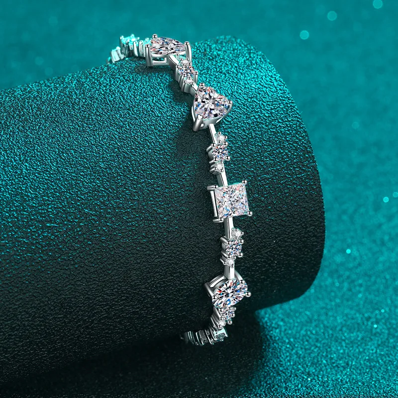 Exquisite Platinum PT950 Eye-catching All MoissaniteBracelet, Unique Design Personalized Diamond-studded Women's Bangle