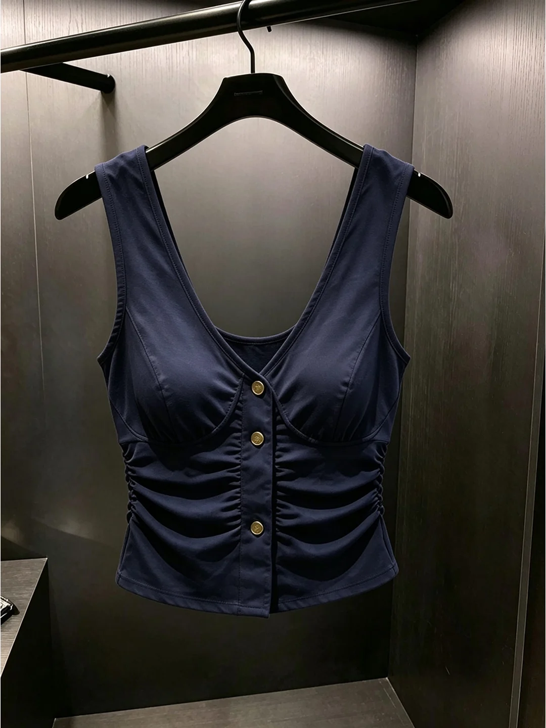

Elegant Color Single Button Vest Women's Retro V-neck Padded Slimming Waist Top Commute Style Short Length Breathable