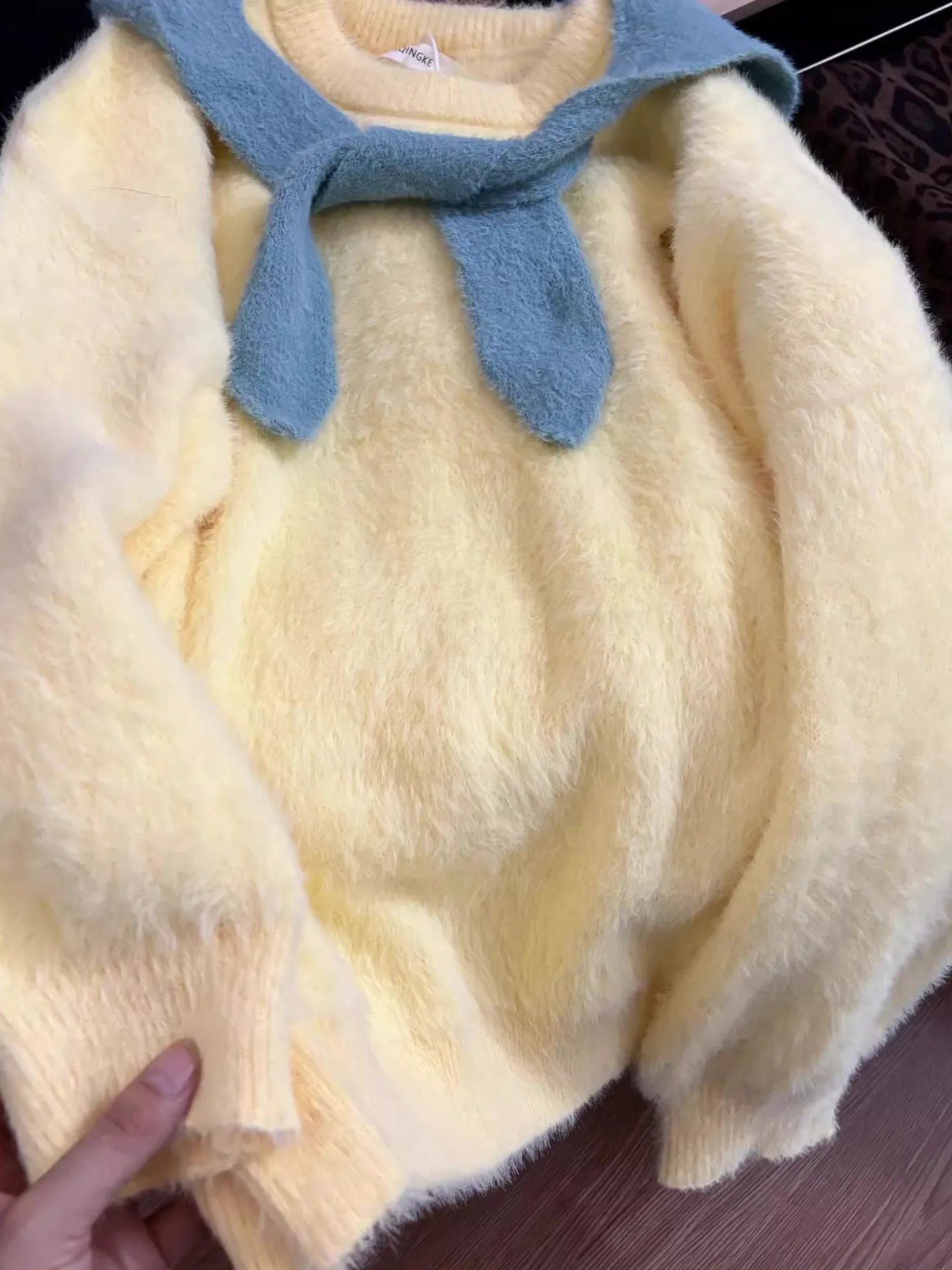 Weicher, gemütlicher gelber Strickpullover für Damen, lockere Passform, Herbst-Winter-Innenbekleidung, lässig, lang, Sve, rundes Ne-Thermo-Top