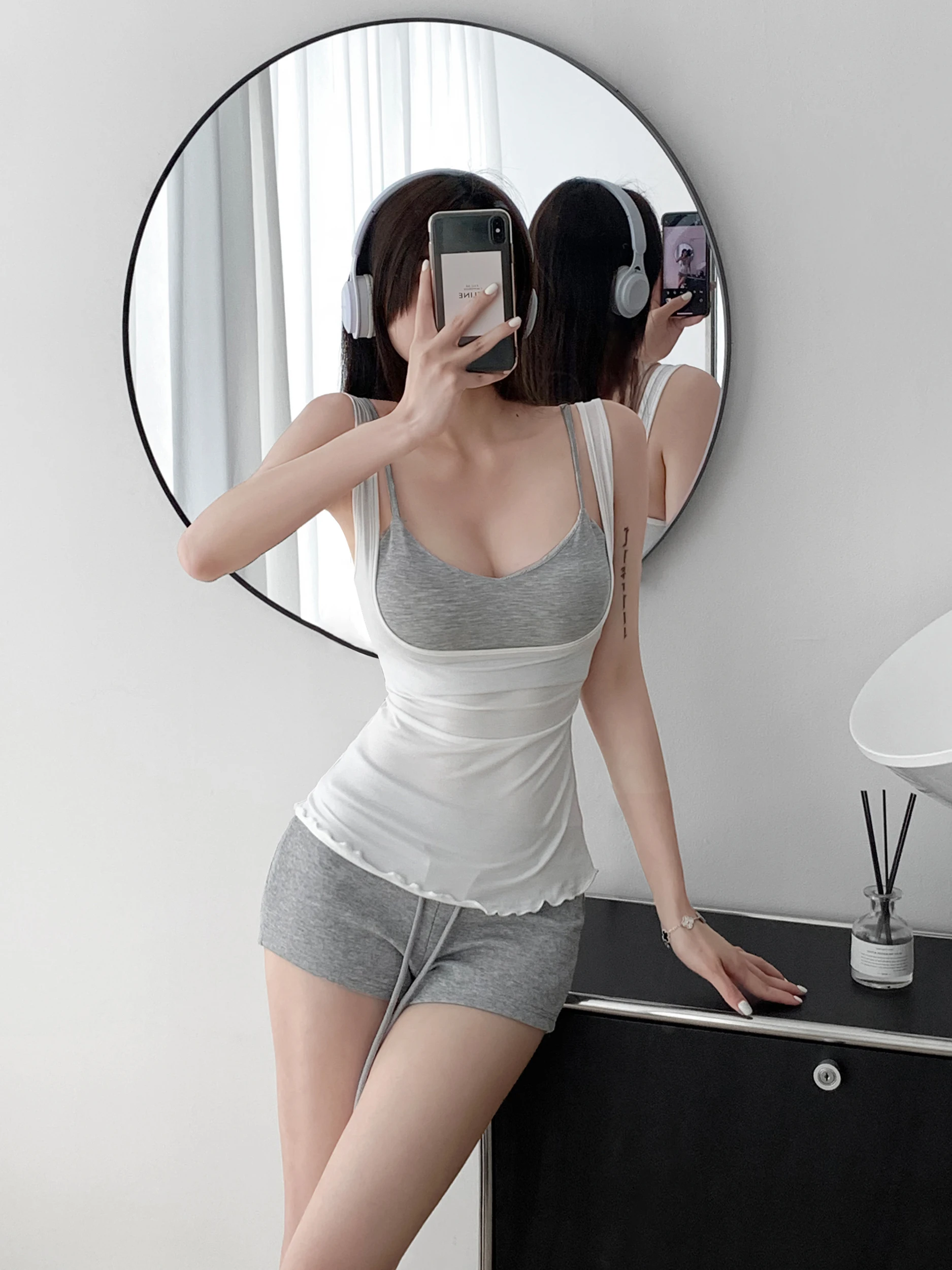 Stunning Waistline T-Shirt Cover up See through Sports Set Strapless Shorts Three Piece Set Women's Summer Fashion Outfit