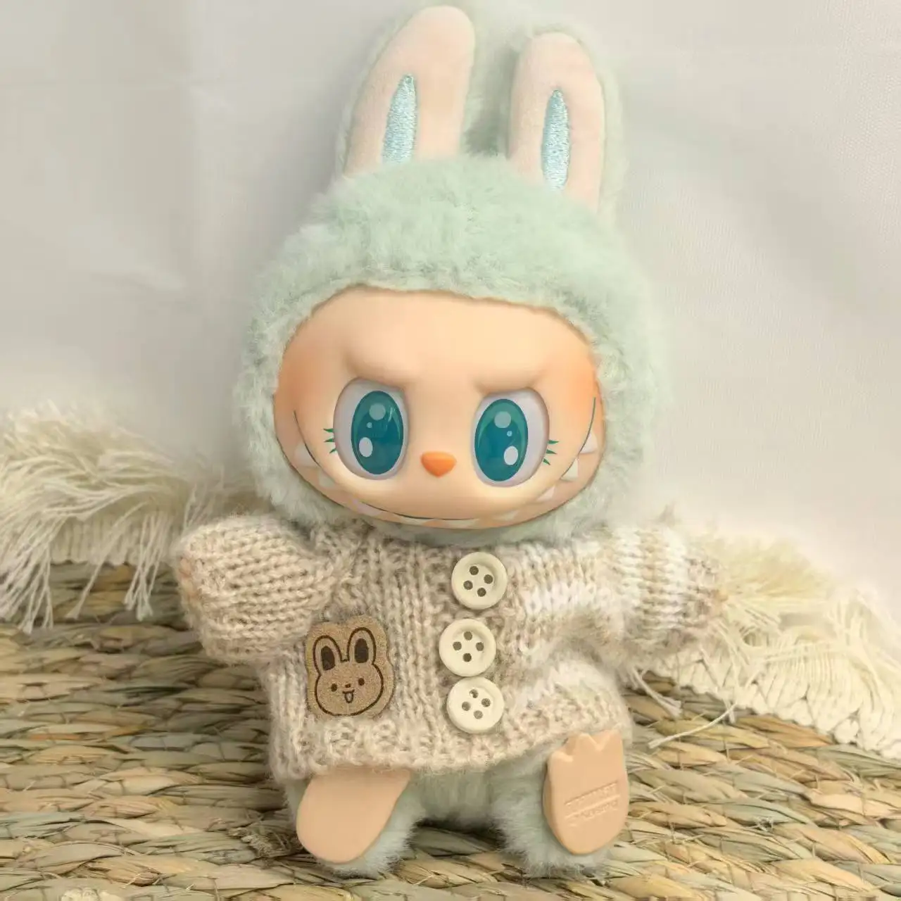 Labubu 17cm 봉제 인형 의류 티셔츠 청바지 액세서리 장식 미니 인형 선물 용 수제 스웨터