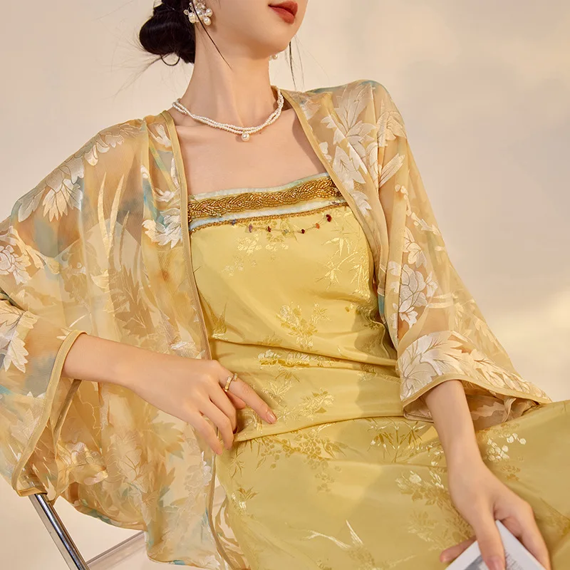 

Fashion 2026 Summer New Chinese Retro Embroidered Cardigan Coat Sexy Skirt Set