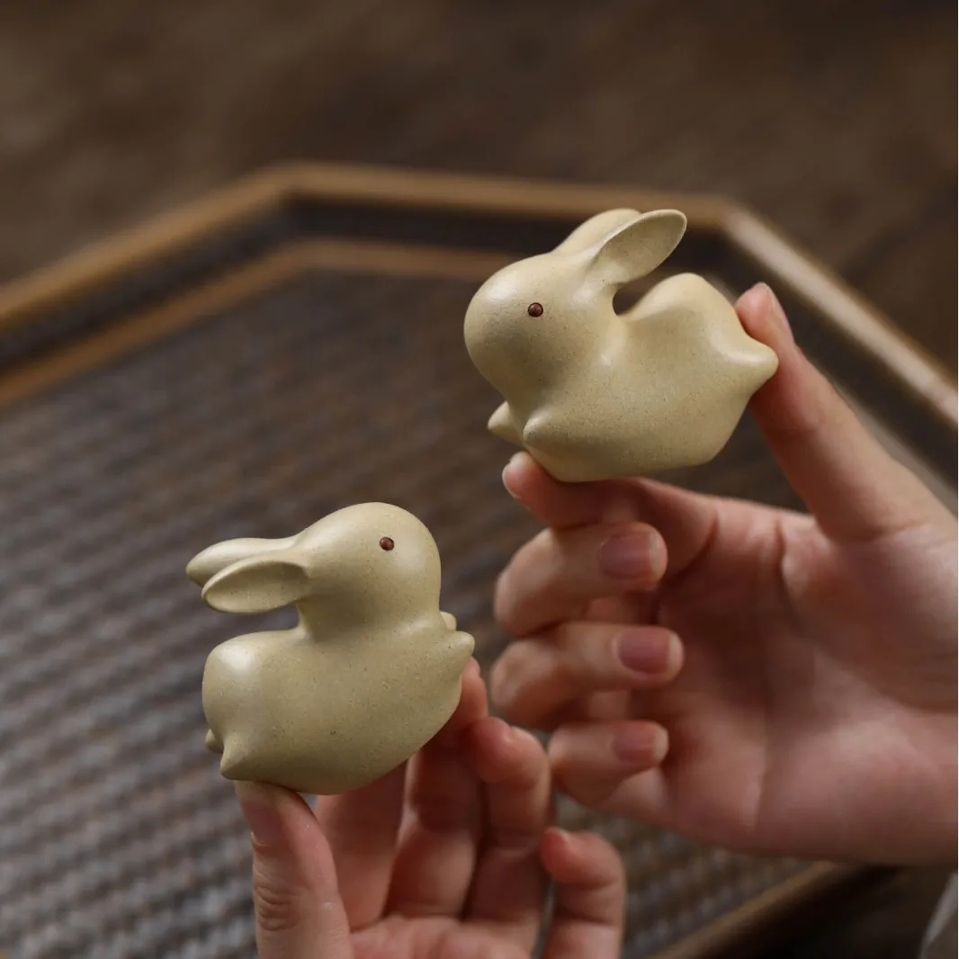 Yixing Zisha Pet Rabbit - Exquisite And Adorable White Rabbit, A Decorative Set Accessory For The Tea Table