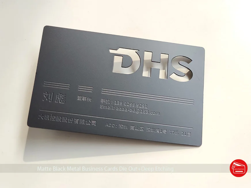 

Black Metal Business Cards With Deep Etching Screen Printing Shiny Black Color Laser Engraved QR Code Raised Letters