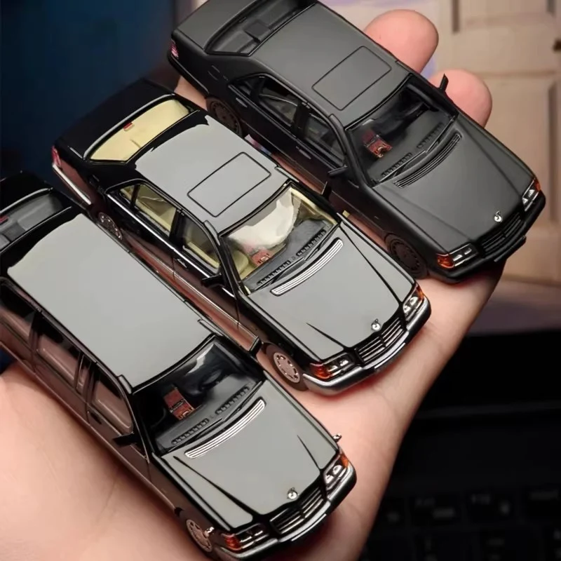 

1:64 Scale W140 600SEL Simulation Alloy Model Car Static Display Collectible Toy Gift Souvenir Decoration