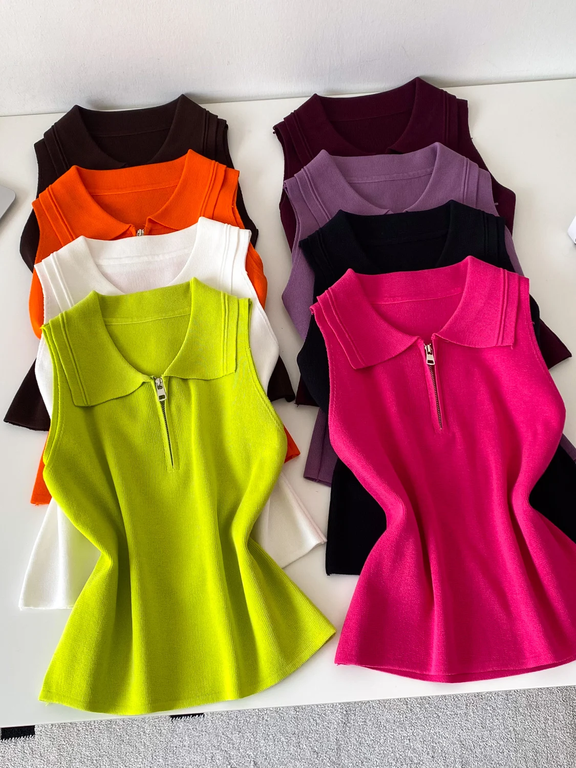 

Женский вязаный жилет в корейском стиле с полумолнией, без рукавов, повседневный, весна-лето, легкий, элегантный, в стиле casual, вязаный, без застежки, Shi...