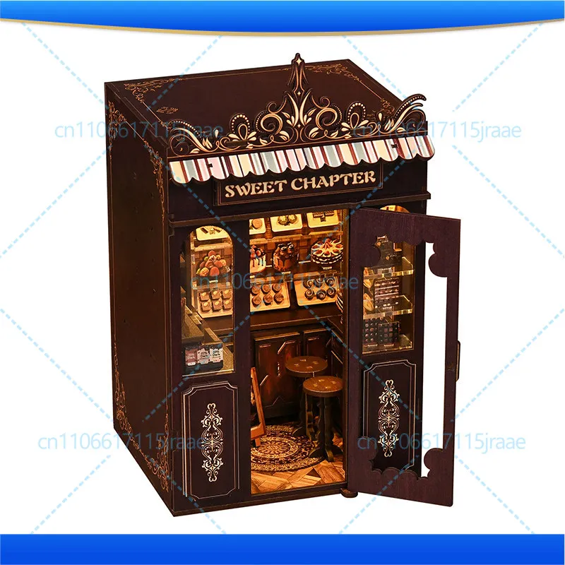 Sweet Hut Bookshelf…