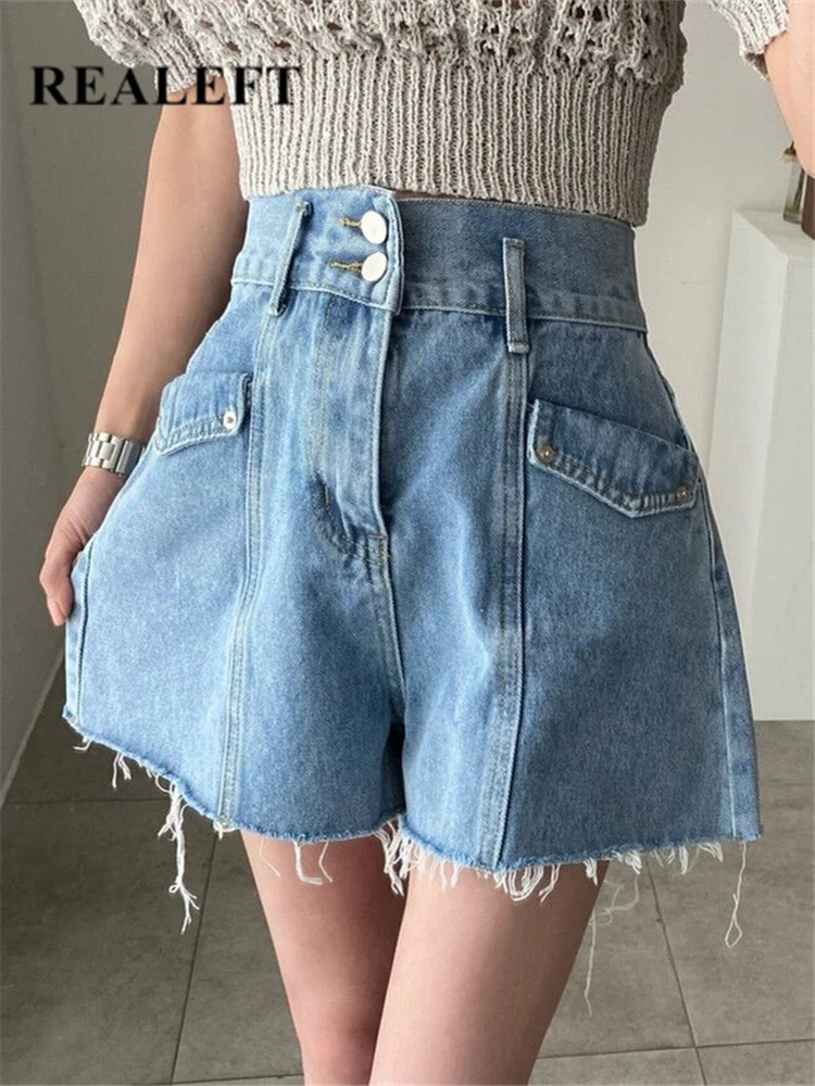 

REALEFT Vintage High Waist Buttons Women's Denim Shorts 2023 New Spring Summer Casual Jeans Chic Straight Pants Tassel Female