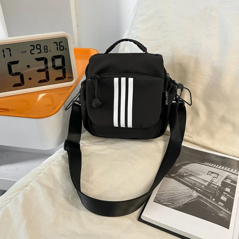 

2025Autumn Winter New Fashion Versatile Simple Canvas Women's Travel Casual Sports Small Square Bag Cycling Crossbody Shoulder B