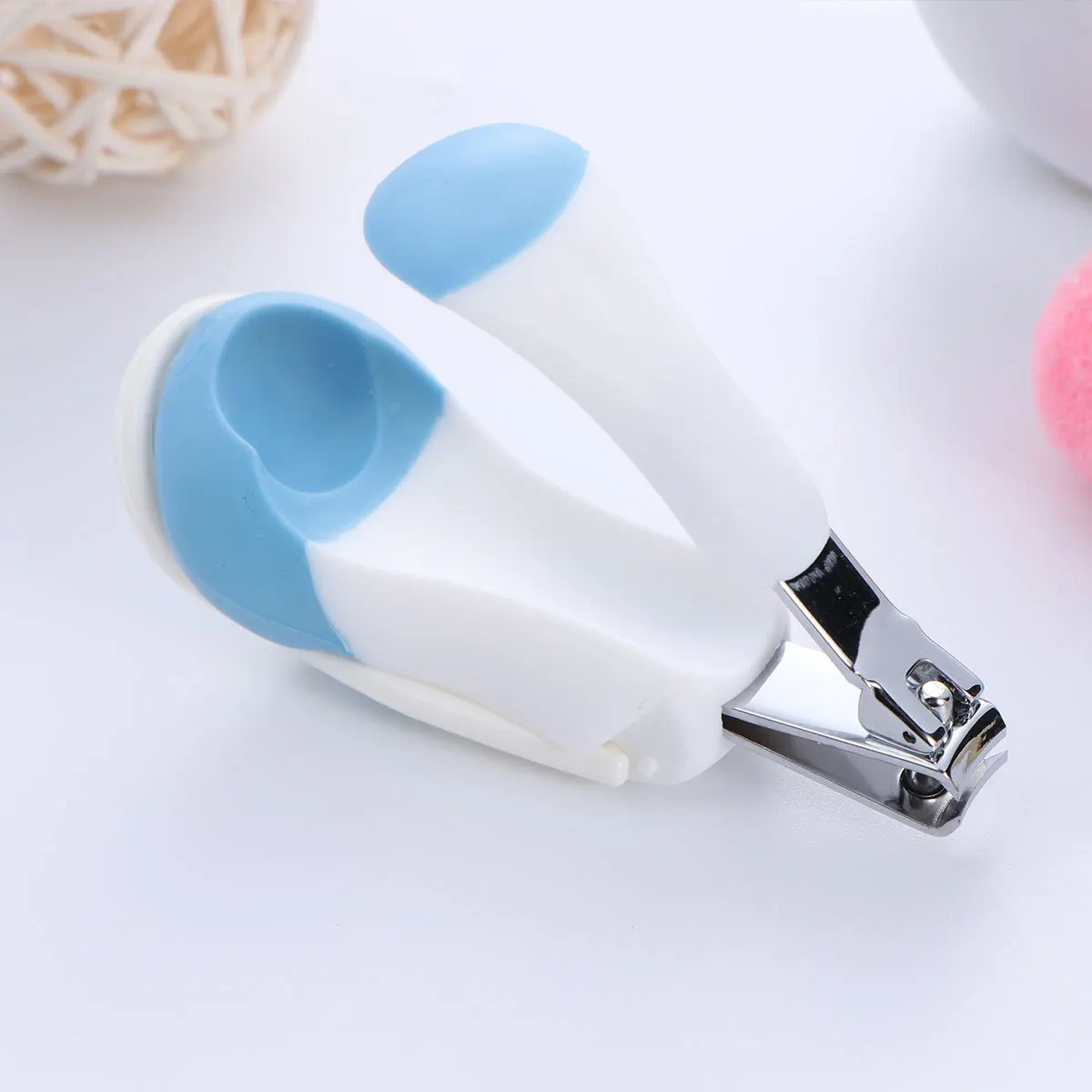 

Ergonomically Designed Baby Nail Clippers Stainless Steel Long Lasting Use Magnifier Included Random Color