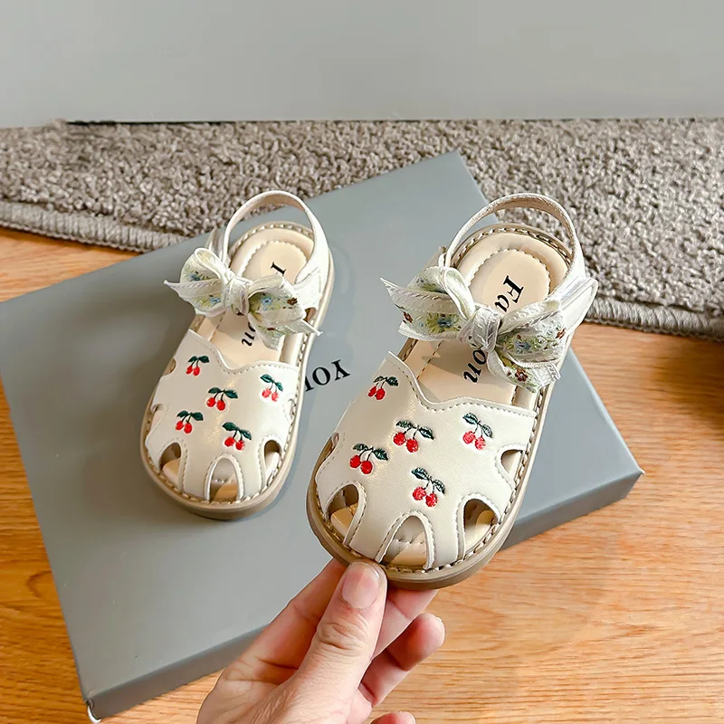 Trendy Sandal New Summer Cute Princess Shoes Exquisite Versatile Concise Casual Girl Shoe Fashion Light Flat Beach Shoes Zapatos