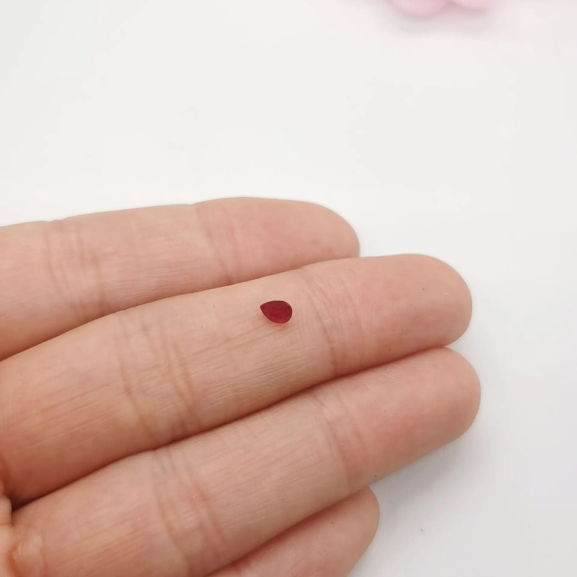 100% Real 3mm*4mm and 3mm*5mm Ruby Loose Gemstone for Jewelry Shop Pear Cut I Grade Pink Color Ruby Gemstone Jewelry DIY