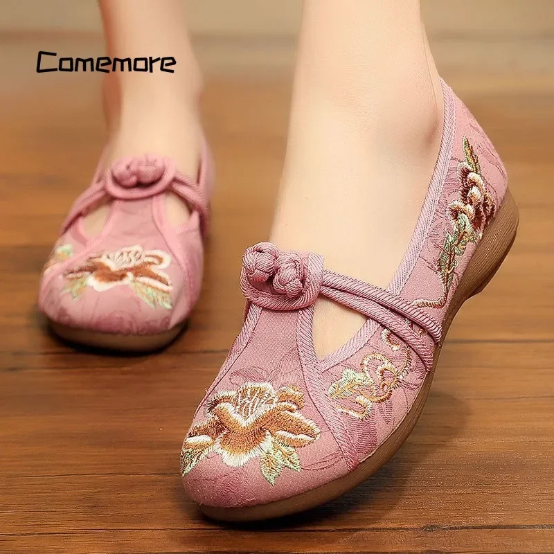 Shoes Woman Soft Loafers Spring Autumn Ladies Slip on Cotton Flats Comfort Chinese Embroidered Shoes Vintage Traditional Style