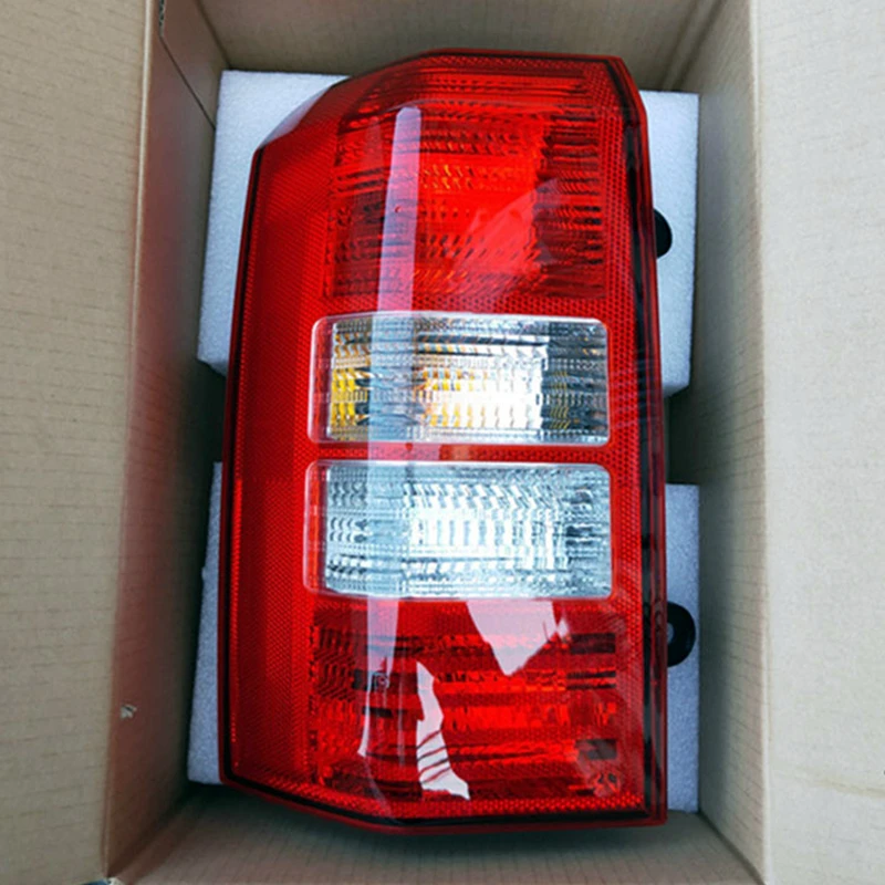 Car Rear Bumper Tail Light Assembly For Jeep Patriot 2008 2009 -2017 Brake Light Rear Turn Signal Bumper Fog Lamp 5160364AG 5160