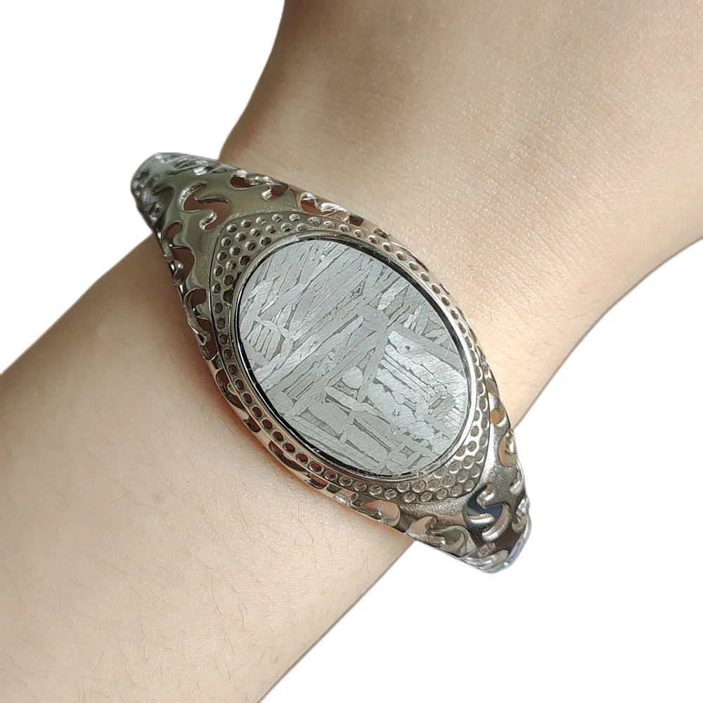 

Muonionalusta Iron Meteorite Bracelet S925 Silver Case Natural Meteorite Material Bracelet Collection