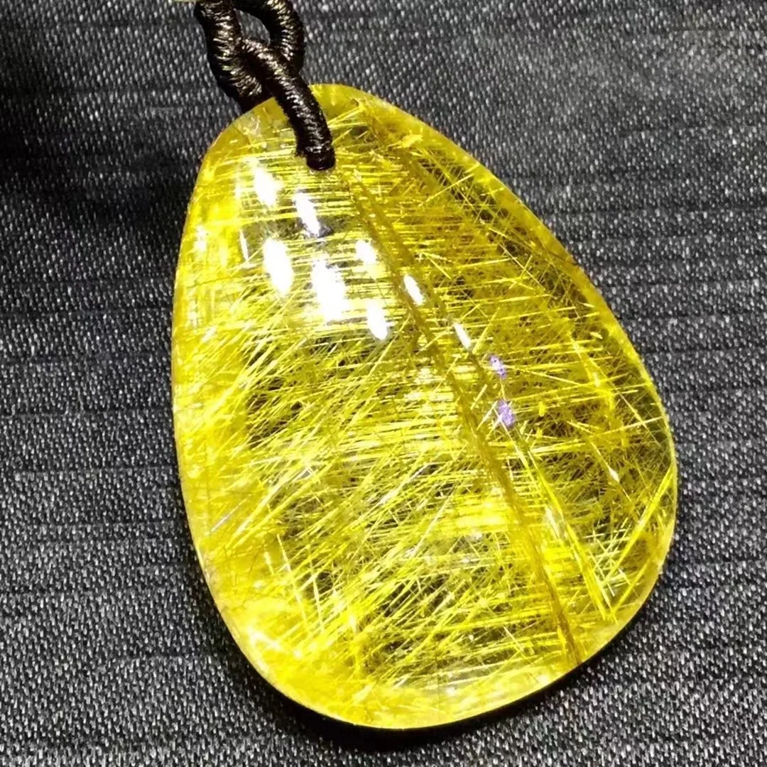 الذهب الطبيعي Rutilated قلادة من الكوارتز قطرة الماء قلادة 32*25*12 مللي متر الثروة Rutilated النساء الرجال AAAAAAA