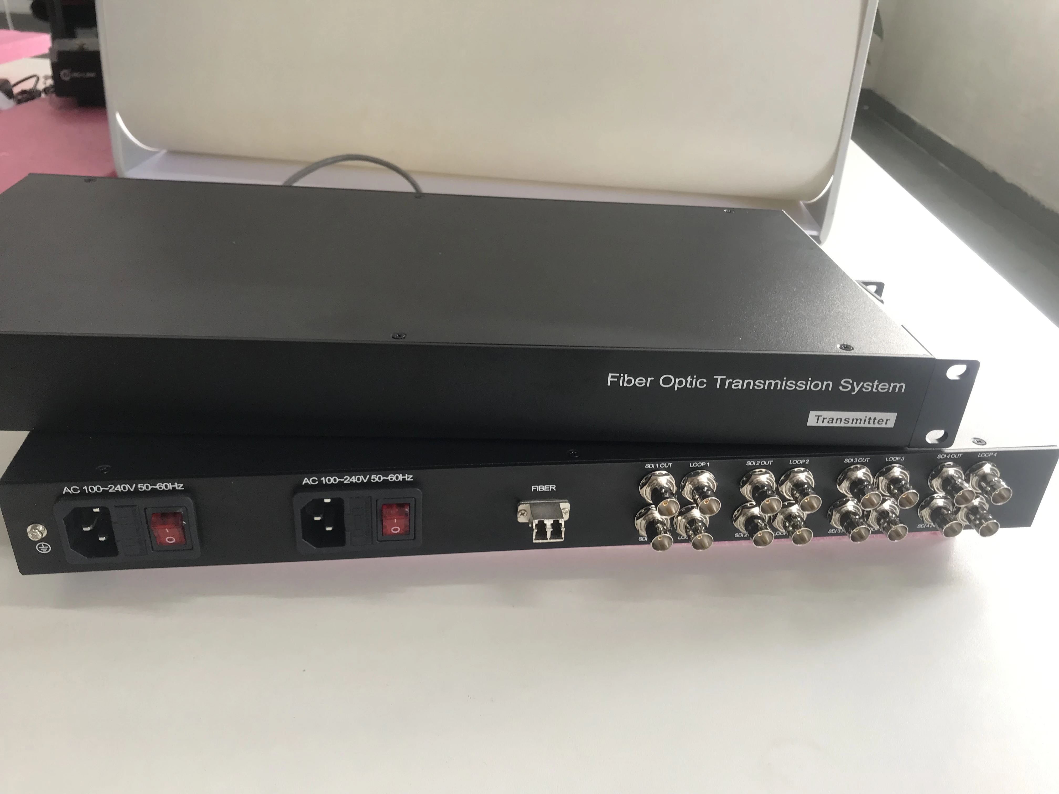 4-Channel Bidirectional 3G HD-SDI over Optic Fiber Extender (Transmitter/Receiver) Kit with Redundant Power Supply