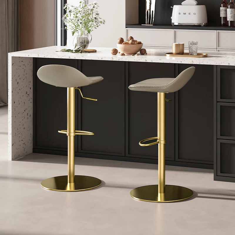 

Удобные алюминиевые барные стулья, эстетический кожаный дизайн ресторана, акцентные барные стулья, поворотный современный шезлонг, мебель для бара