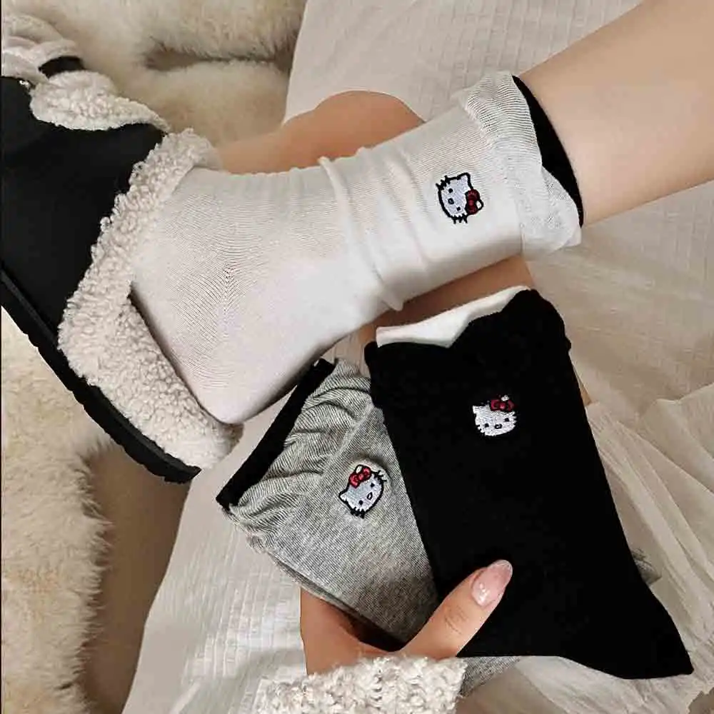 

3 Pairs Y2K Hello Kitty Socks Women Cotton Lolita Harajuku Ruffled Socks Kawaii Cute Funny Socks White Women's Socks