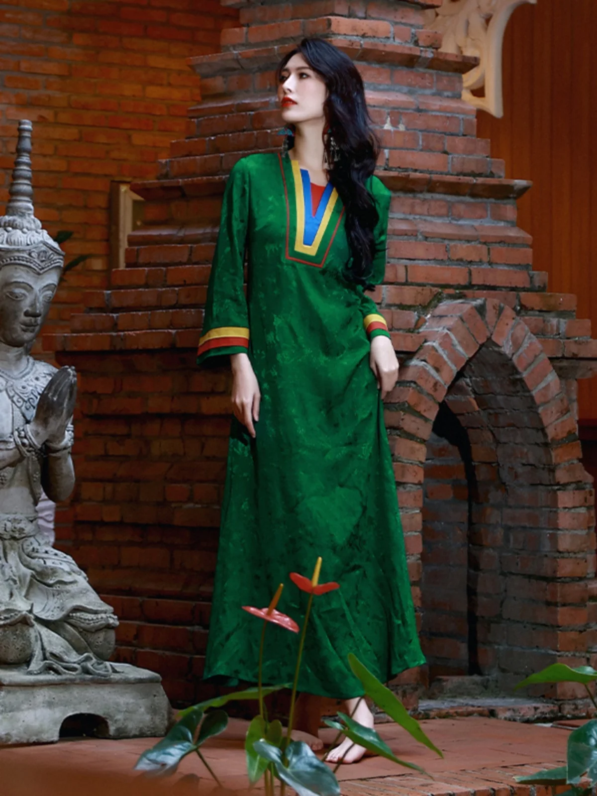 

Original Design Yang Li Embroidered Floral Print Seven Sve Dr Ethnic Sle Long Skirt V Ne a Line Dr Summer A...