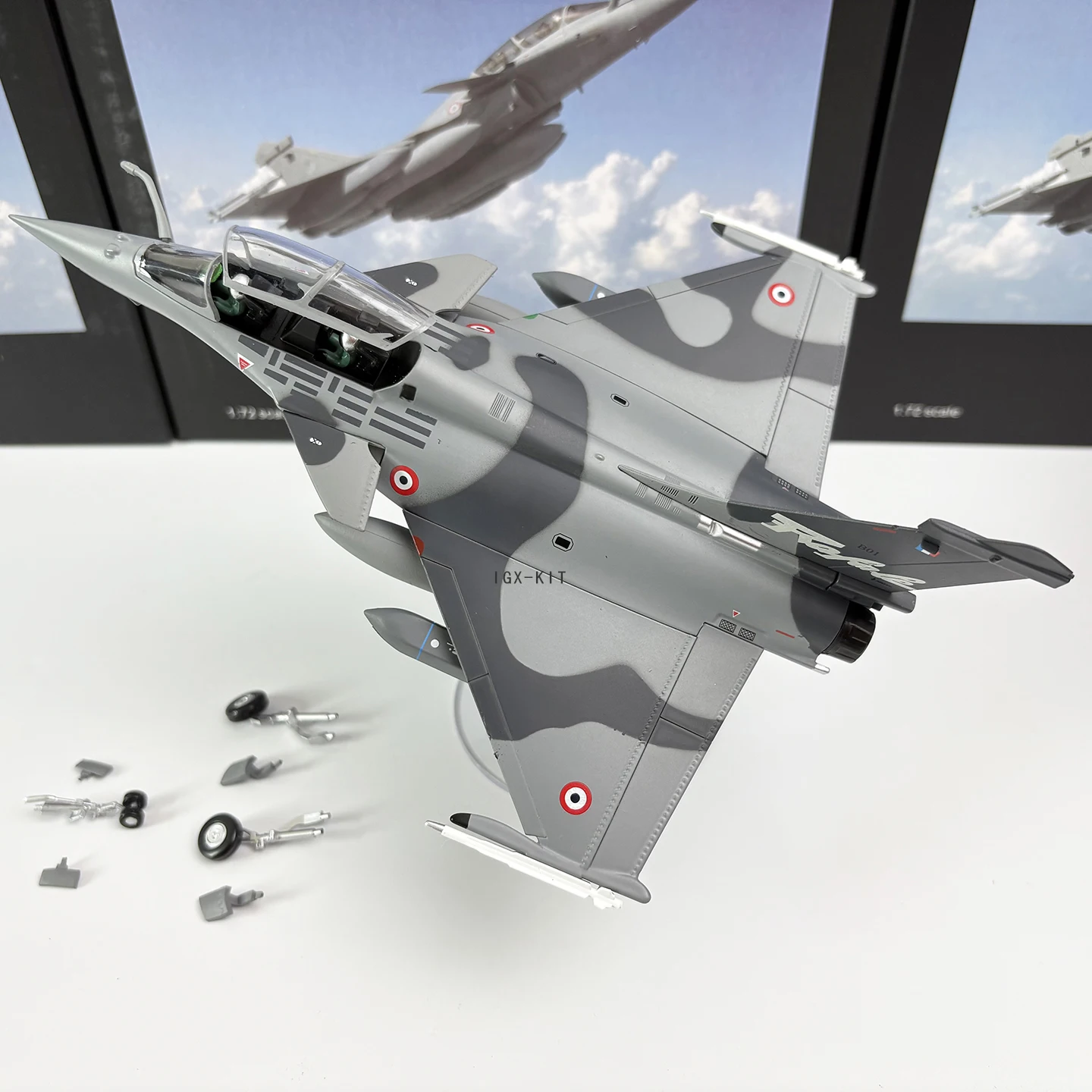 Model samolotu myśliwskiego Ra – Model Kit Airplane recenzja i cena