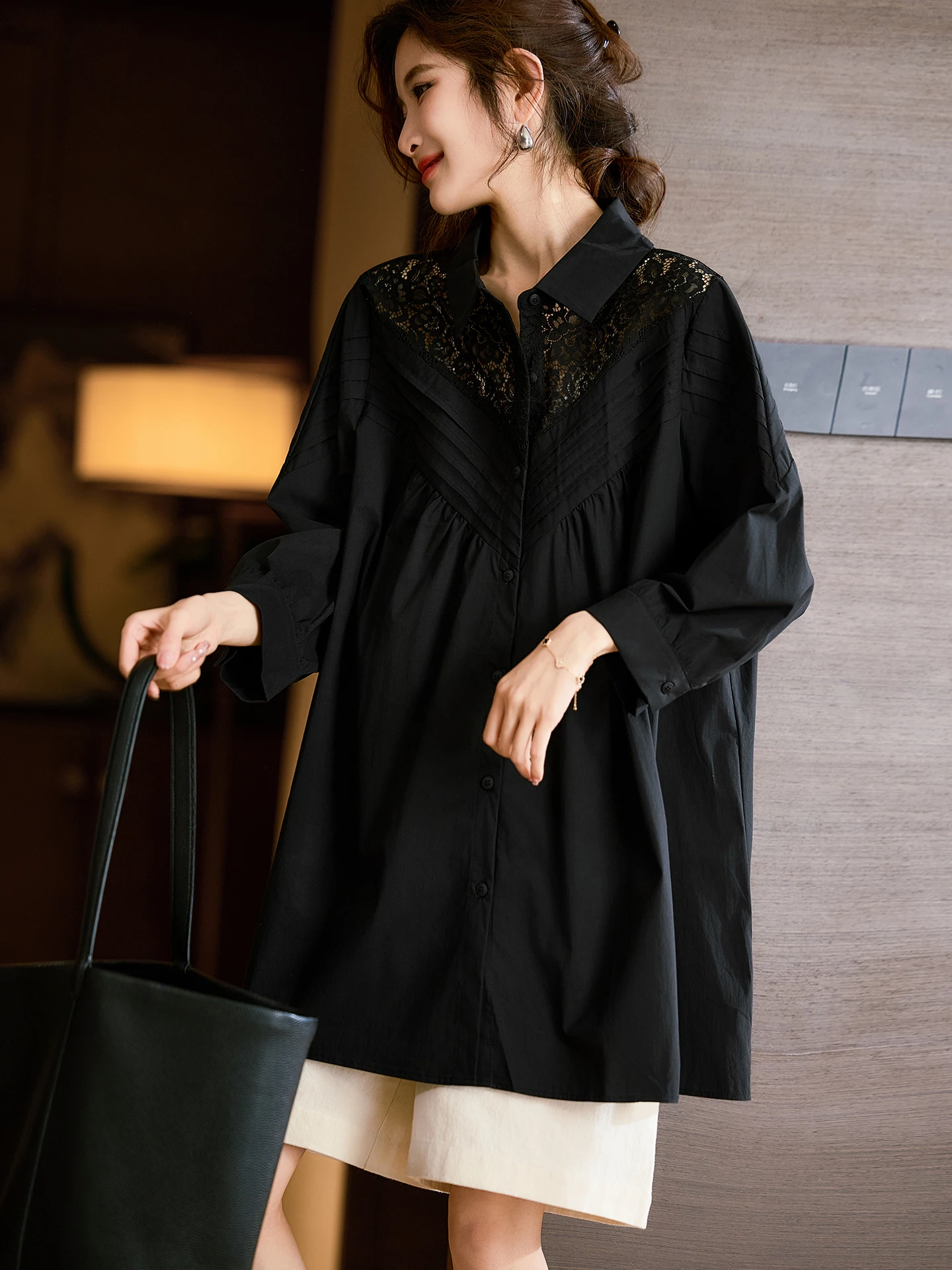 

Элегантная белая кружевная рубашка женская, средней длины, весна 2026, новый стиль, большие размеры, прямой крой, из смесового хлопка и полиэстера, дышащая