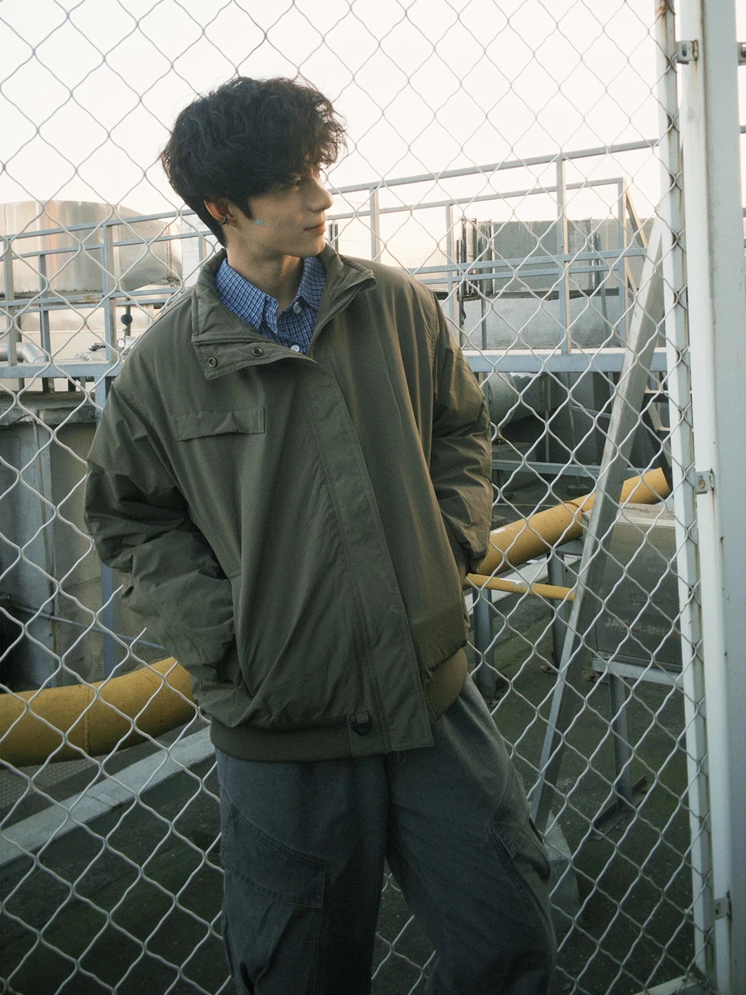 

Military Green Short Flight Jacket Cotton Sportswear for Boys Winter Youth Style Baseball Outfit Thickened Outerwear