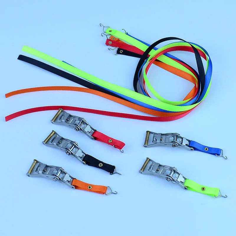 

Комплект из 4 крепежных ремней-натяжителей JDMODEL для радиоуправляемых моделей грузовиков 1/14: SCANIA Tamiya 770S R620, а также для моделей погрузчиков VOLVO