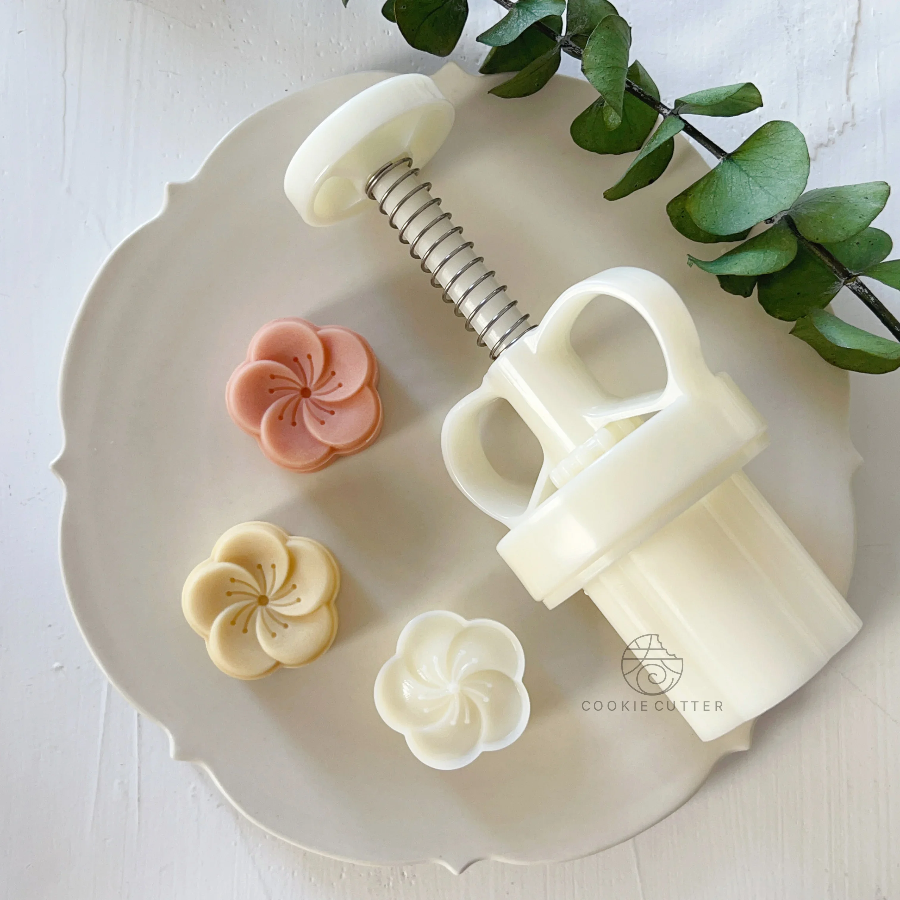 

20g Mini Peach Blossom Mooncake Mold Flower Shape Cake Mold Bean Paste Cake Wagashi Baking Tools ABS Plastic Kitchen